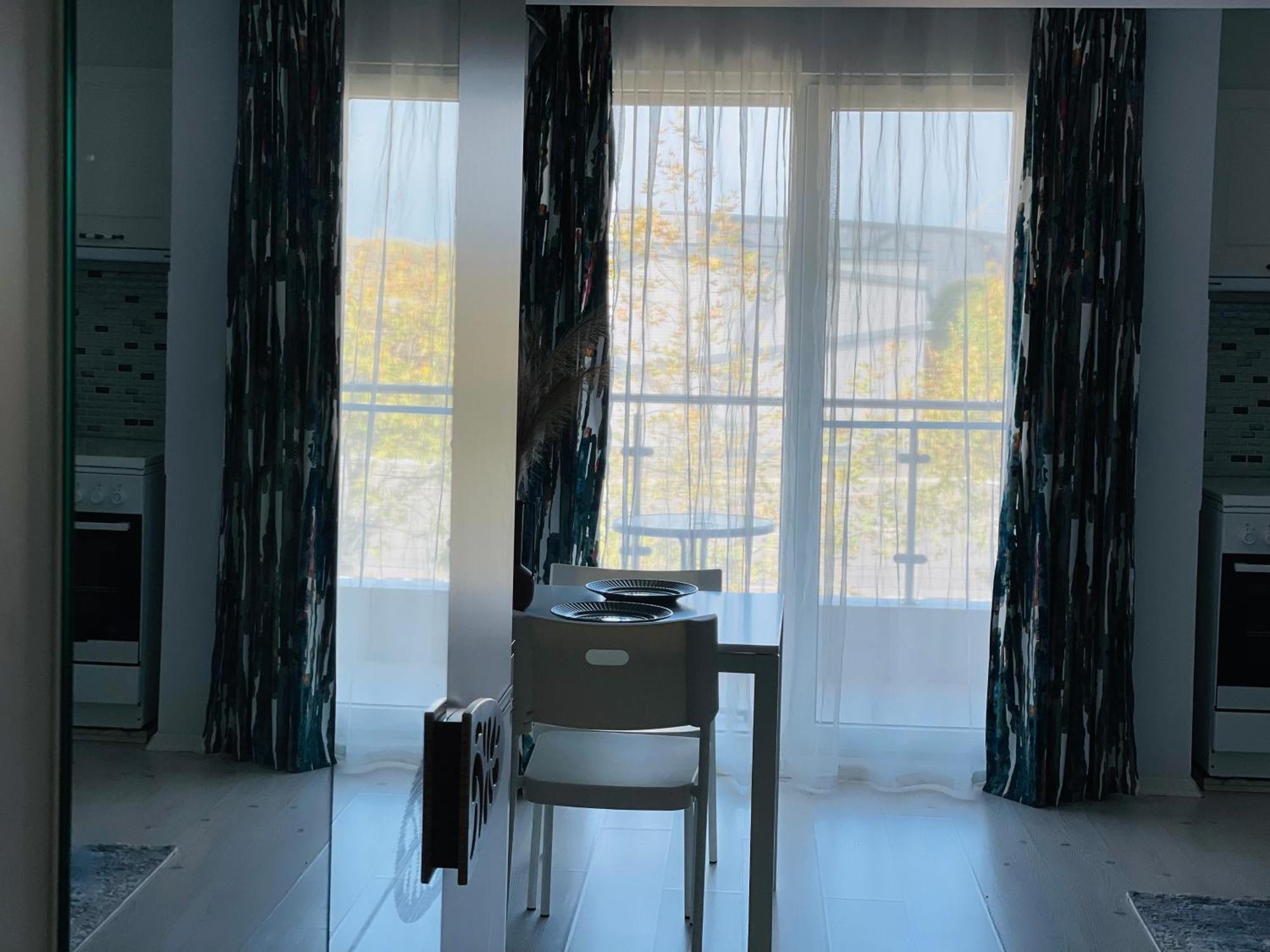 Apartmán Airplane Plaza Otopeni Exteriér fotografie